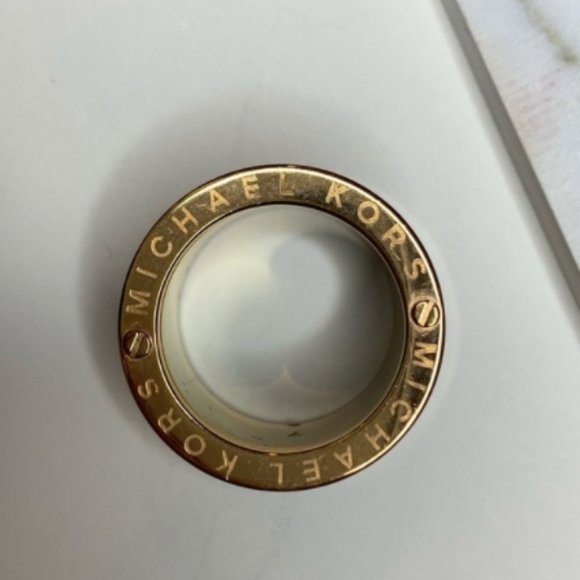 Michael Kors Ring - Picture 3 of 7